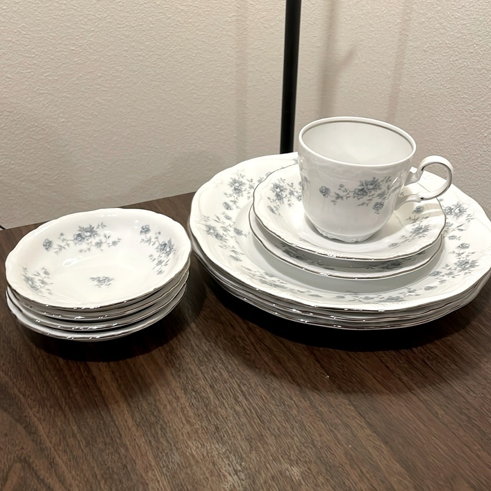 Order of Haviland Blue Garland for Linda